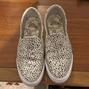 Roxy Leopard print slip-on shoes size 9